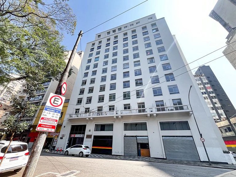 Studio moderno na Praca Republica