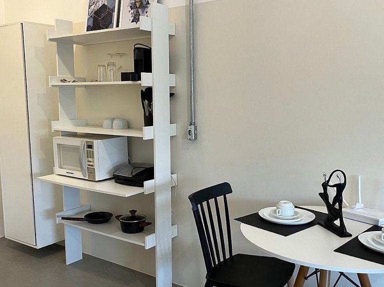 Studio moderno • Próx. metrô • Vista incrível”