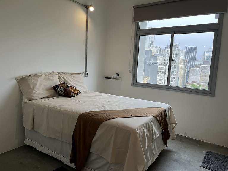 "Studio aconchegante próximo ao metrô e atrações"