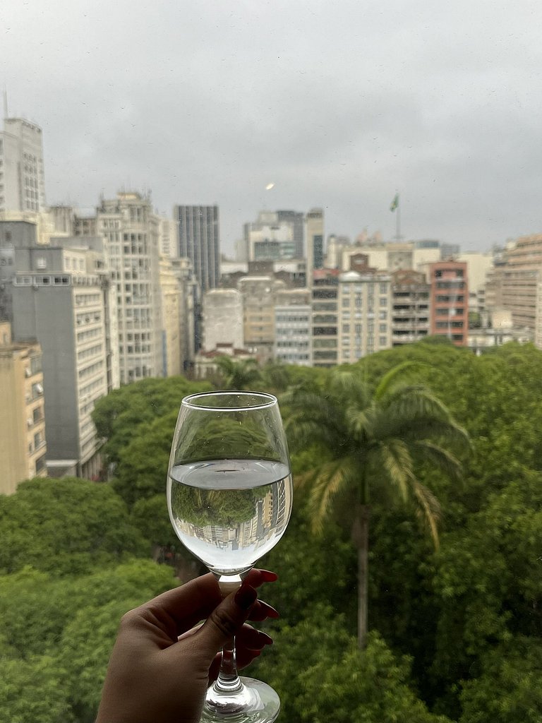 "Studio aconchegante próximo ao metrô e atrações"