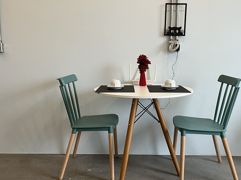 Studio elegante com linda vista