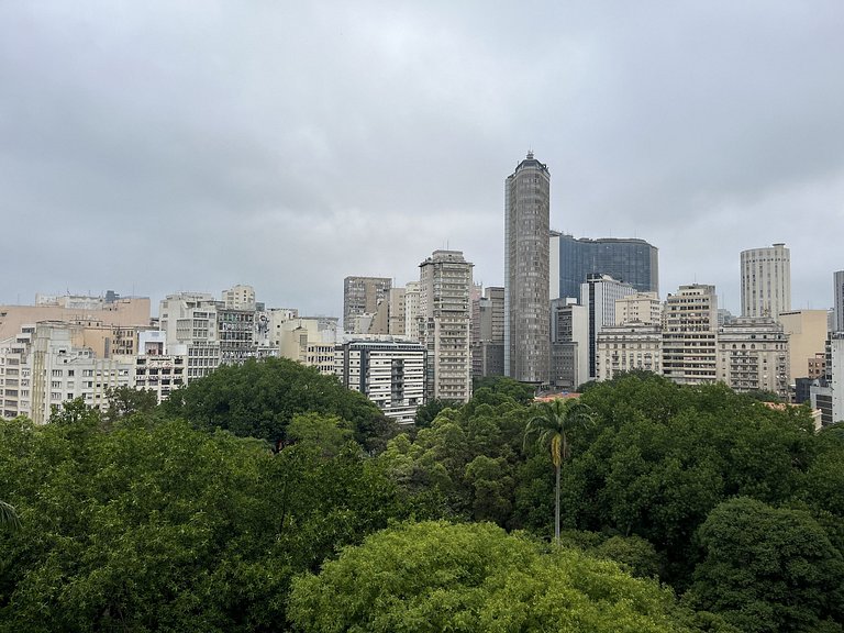 Studio elegante com linda vista