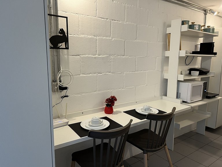 Studio compacto e confortável no coração da cidade