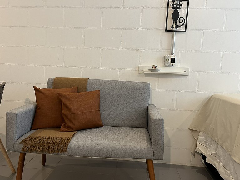 Estudio com excelente localização na Republica.