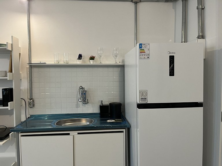 Estudio com excelente localização na Republica.